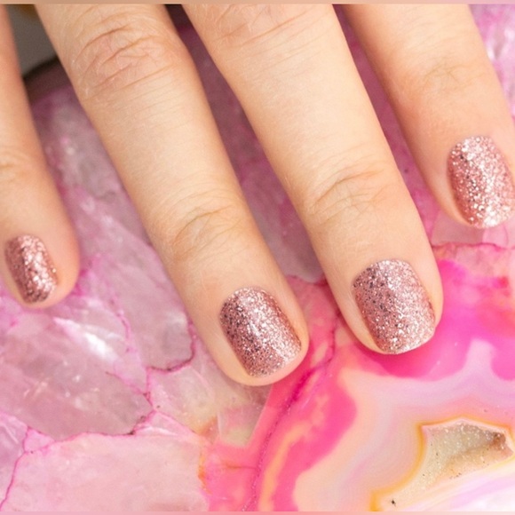 Color Street *RARE* ‘Belize Bellini’ — Pink Sparkly Nail Strips - Picture 4 of 8